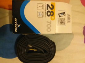 wilko inner tube 700c